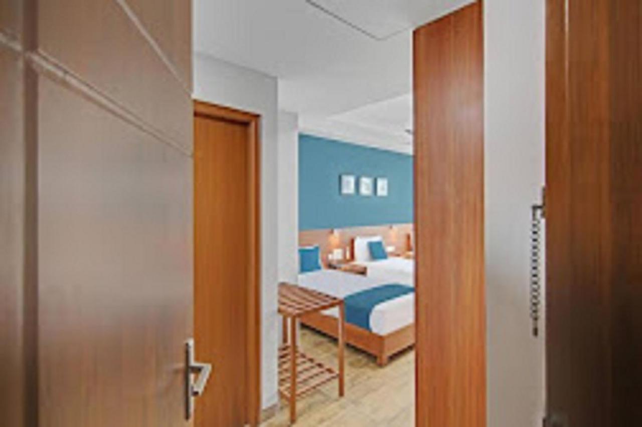 Dsquare Omr By K Hotels Chennai Exterior photo